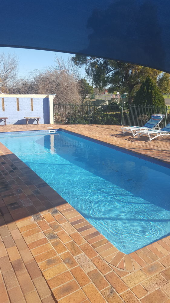 Almond Inn Tamworth Bagian luar foto